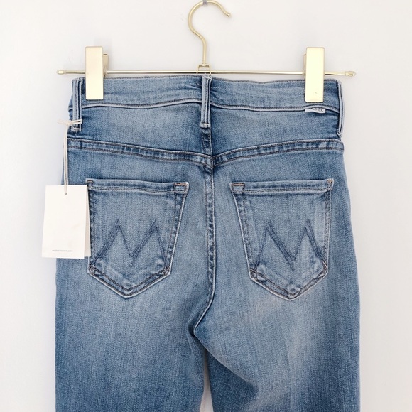 MOTHER • The Insider Crop Flare Jean - Picture 8 of 8